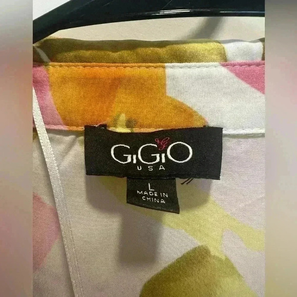 GiGio Floral Dolman sleeve button down top Blouse Size Large - Picture 6 of 9